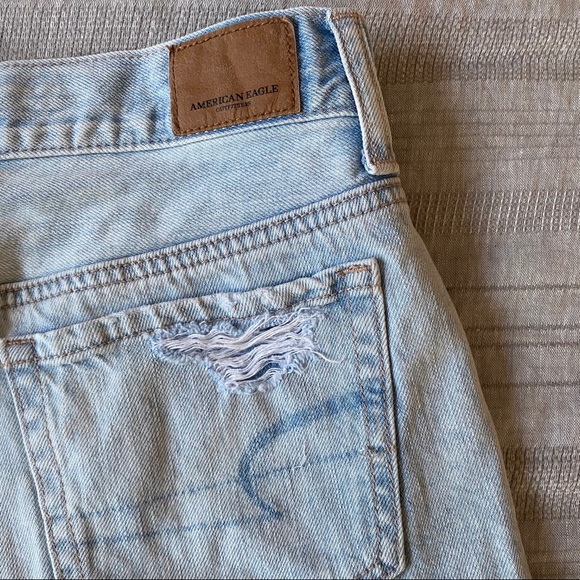 AE Distressed Shorts - Size 2 - Picture 4 of 4